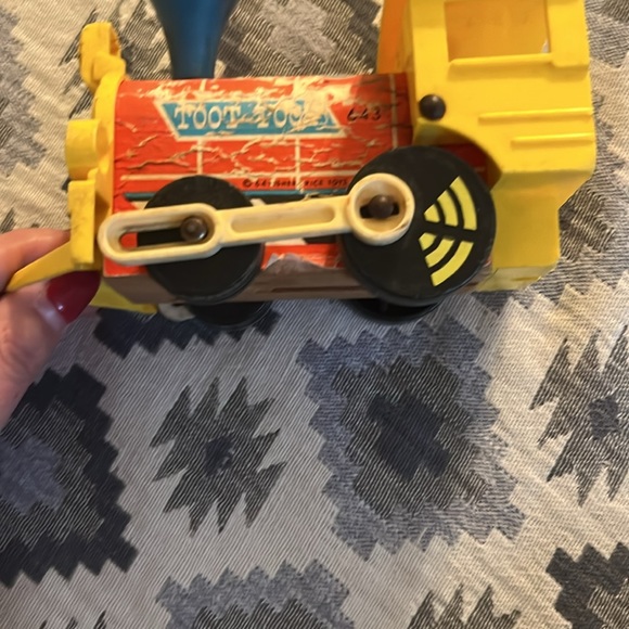 Vintage Fisher Price train - Picture 4 of 4